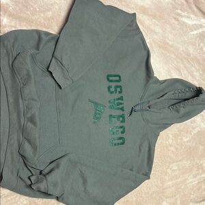 Gildan Green and Gray Oswego extra large sweatshirt